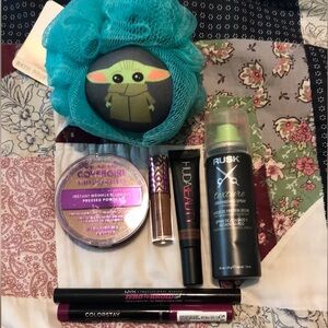 Assorted Beauty Makeup Bundle